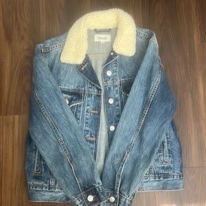 jean jacket with fuzzy collar